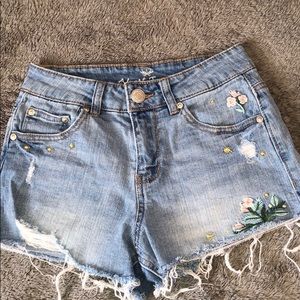 Almost Famous High Rise denim shorts
